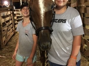 Souper-Spectacular-Hannah-Lewis-Nina-Christie