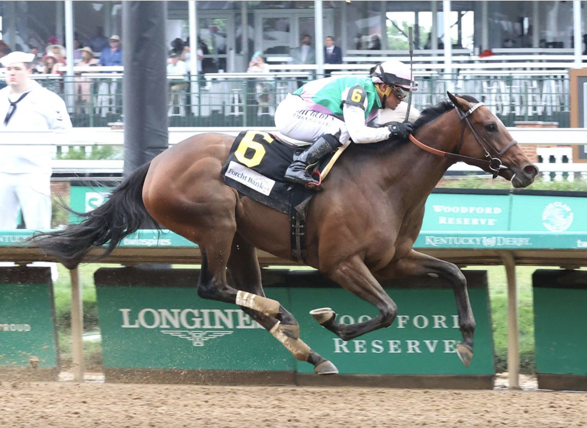 Scylla Launches Winning Rally in Fleur de Lis Stakes