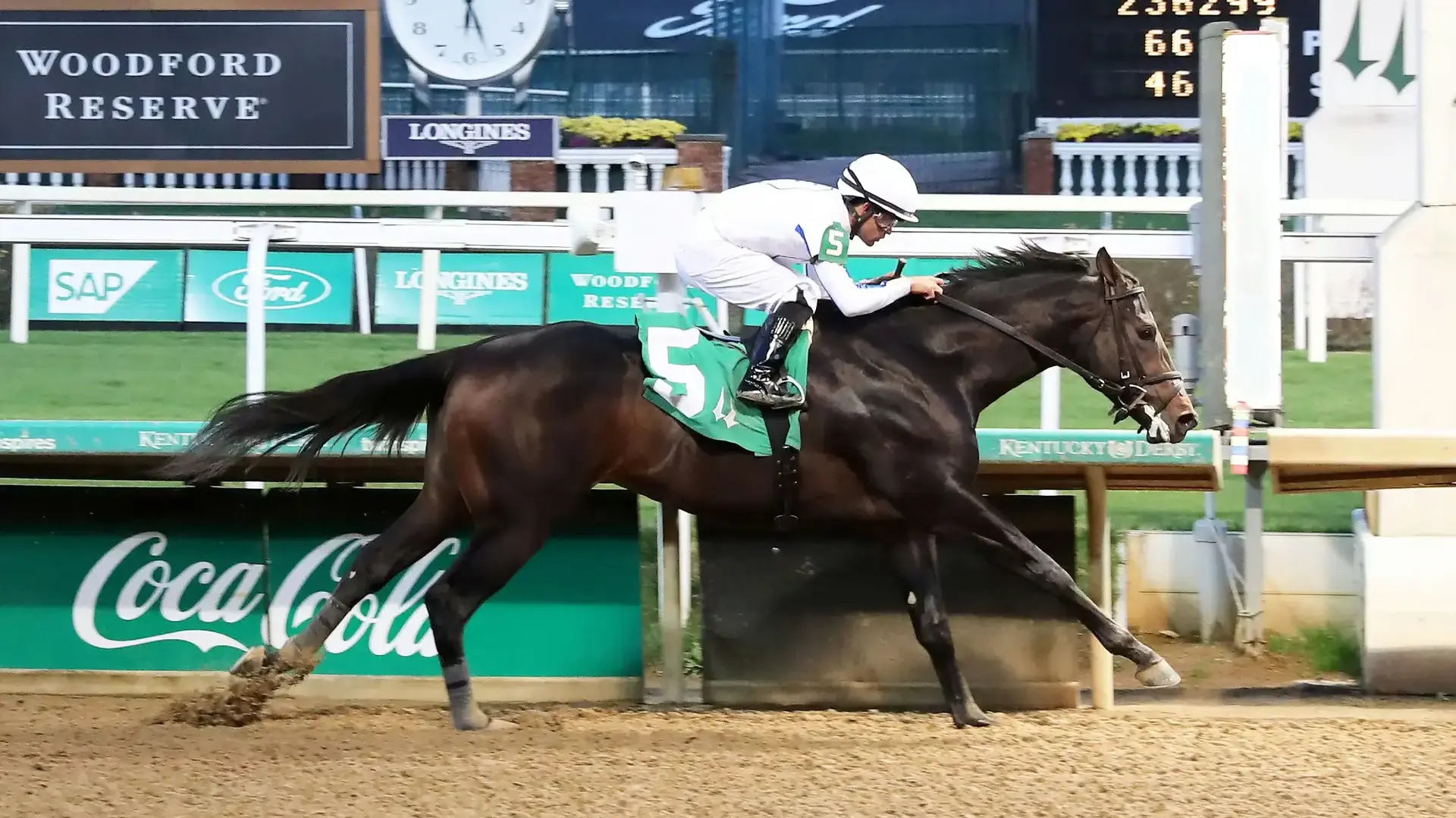 Sensational Saudi Cup: Forever Young Edges Romantic Warrior