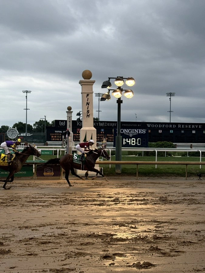 Magnitude&nbsp;Upsets Horse of the Year Sovereignty in Stephen Foster .. US Racing